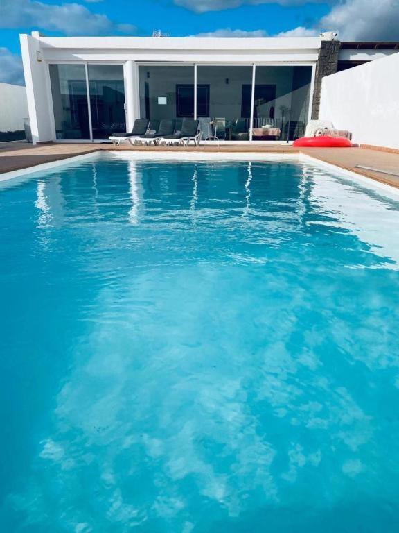 Villa Baroli Amplia Piscina Privada Climatizada Playa Blanca  Luaran gambar