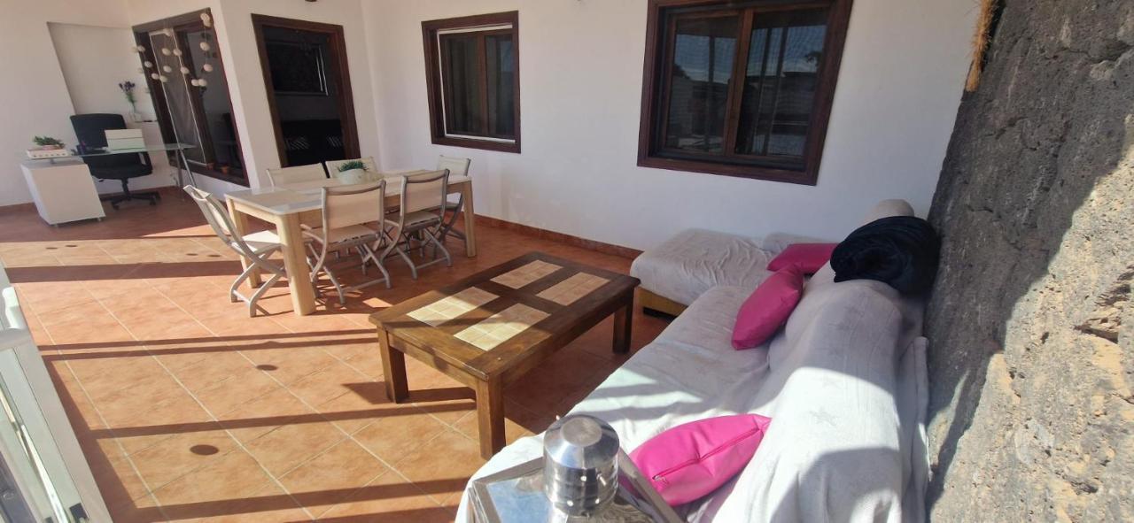 Villa Baroli Amplia Piscina Privada Climatizada Playa Blanca  Luaran gambar